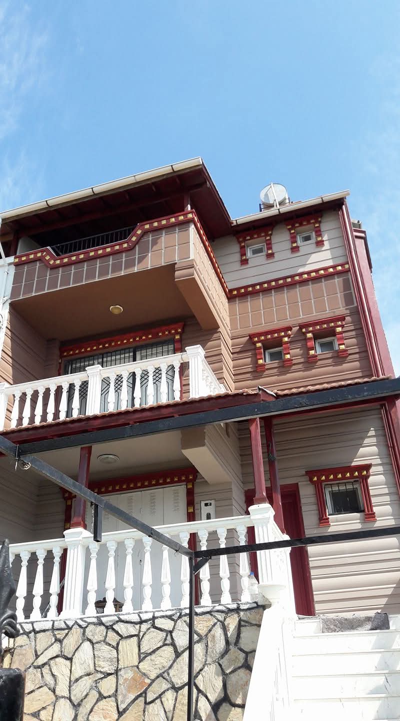 Seferhisar Özel Tasarım Mantolama Süsleme